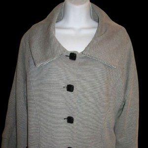Lisa International Jacket Fits like an XL